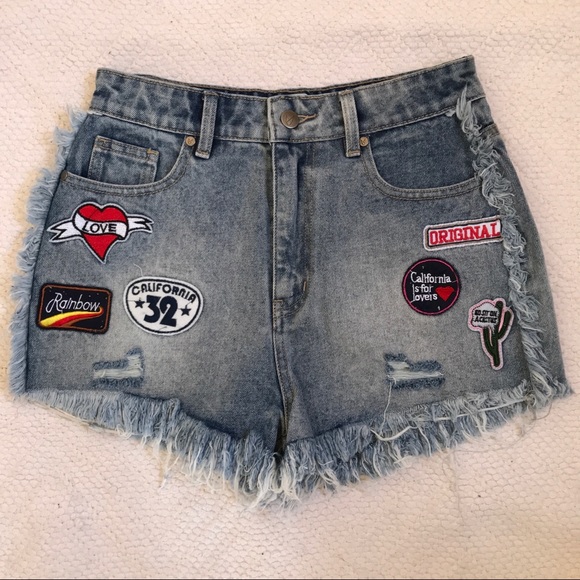 MINKPINK Free Ride Patch Denim Shorts S New - Picture 2 of 8